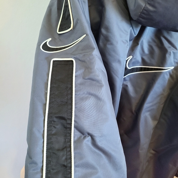 Rare Vintage Nike Puffer Jacket - Picture 3 of 3